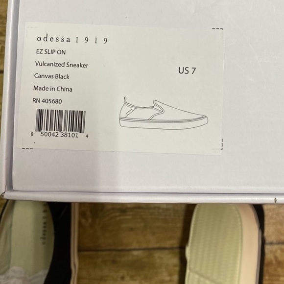 BNIB Odessa 1919 EZ Slip On Shoes Womens Sz 8 New with box - Picture 7 of 10